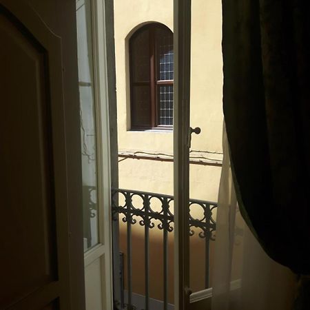 Affittacamere Shabby Old Town Флоренція Екстер'єр фото